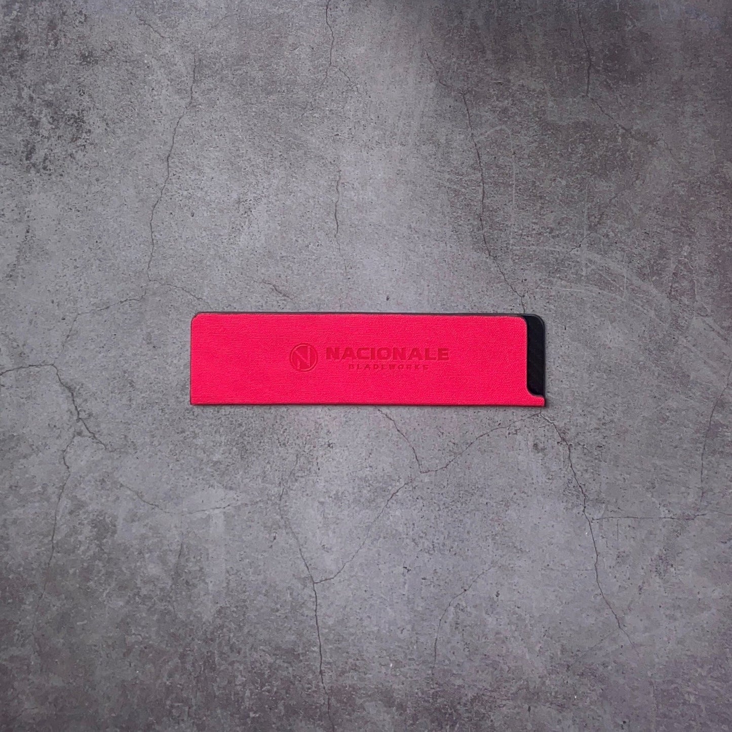 Nacionale 190mm Magnetic Knife Guard. Warm Pink PU (medium)