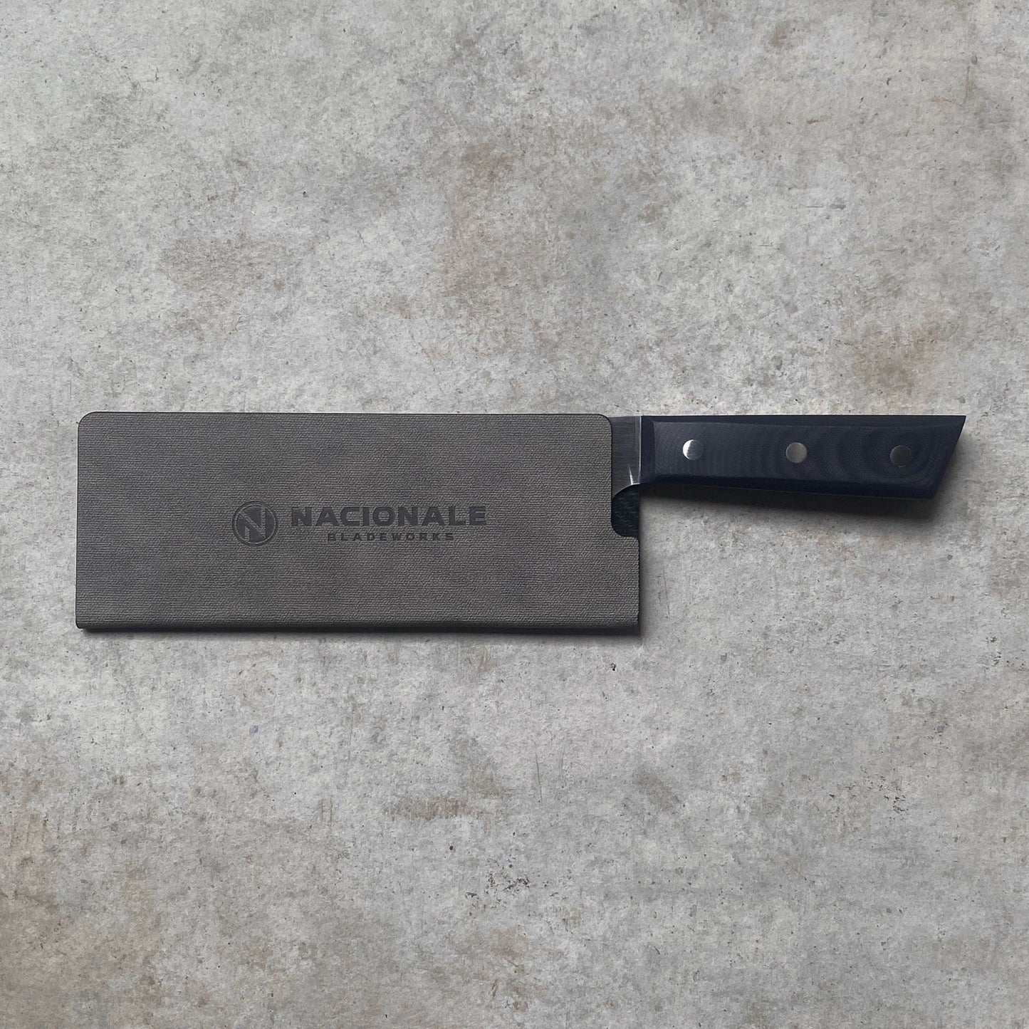 Nacionale 190mm Tall Magnetic Knife Guard. Shadow Grey PU (medium)